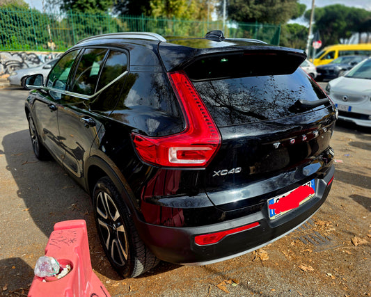 VOLVO XC40 T5 RECHARGE