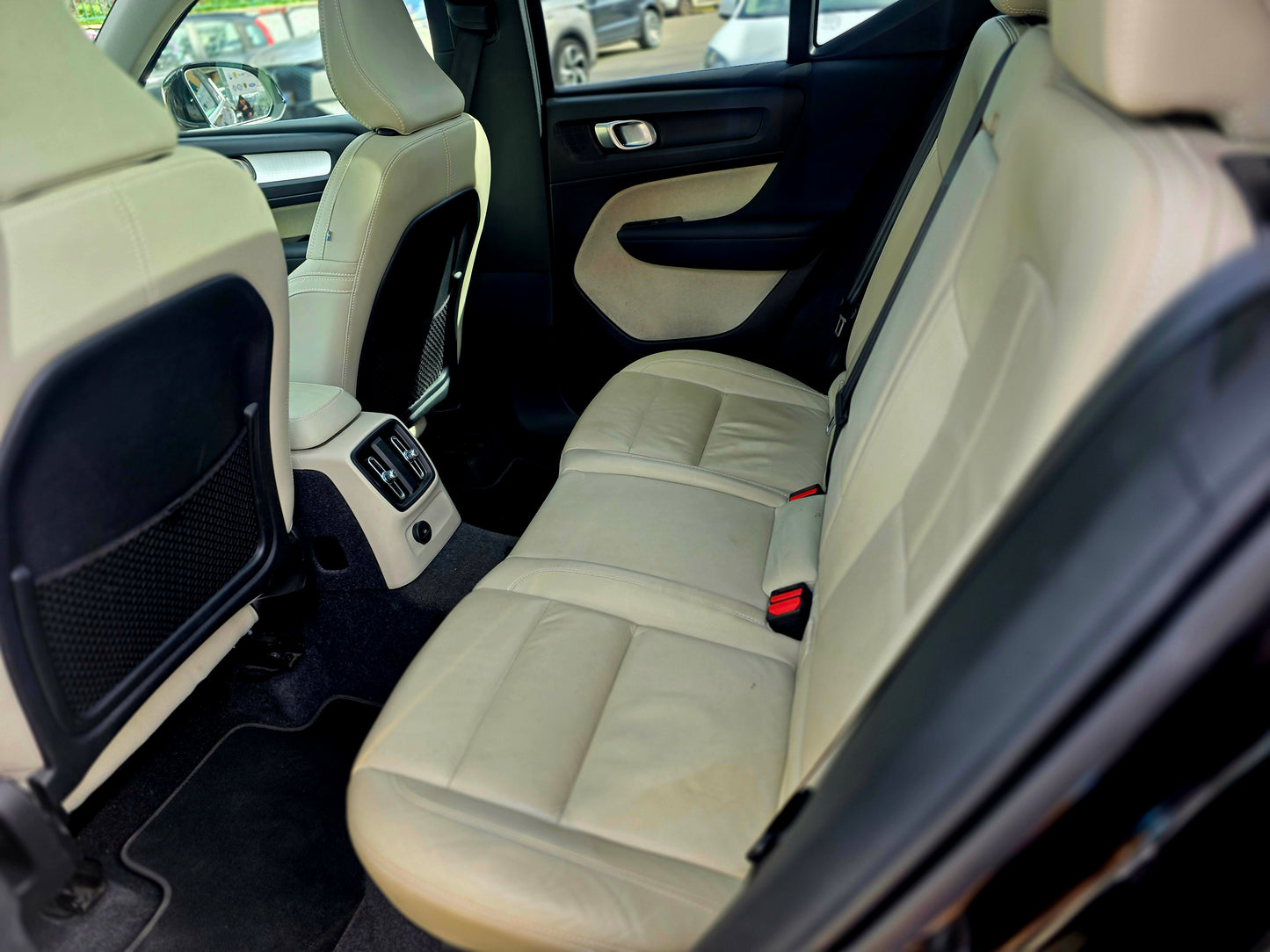 VOLVO XC40 T5 RECHARGE