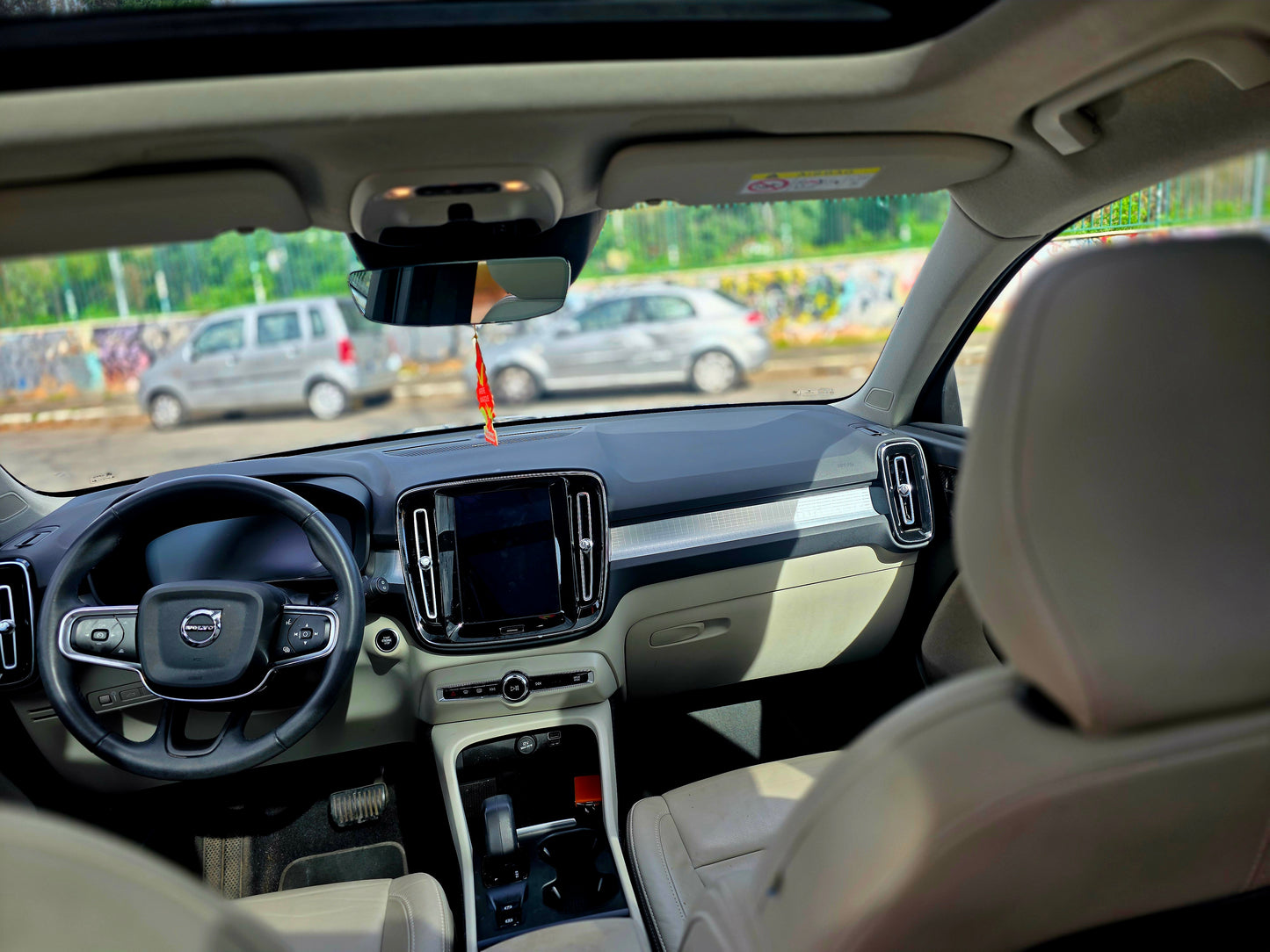 VOLVO XC40 T5 RECHARGE